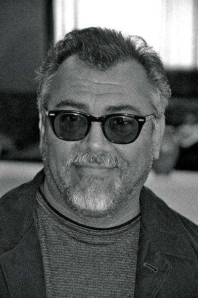 Retrato de Gilbert Hernandez